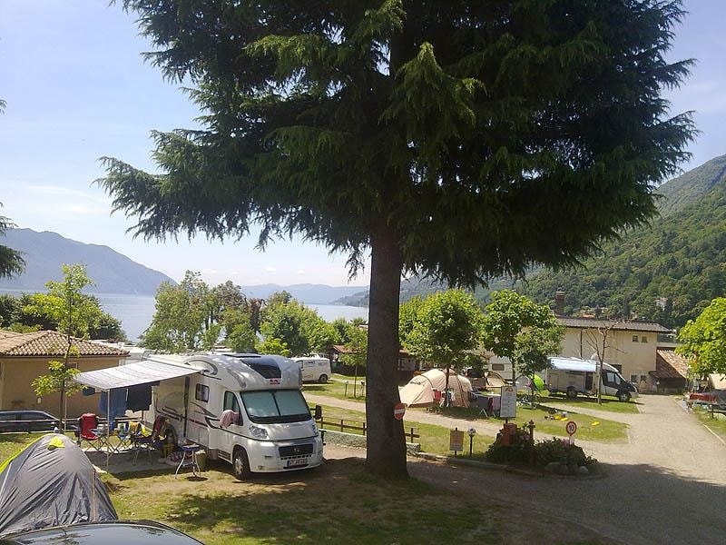 Lagomaggiore_camping--cannero--lido.jpg