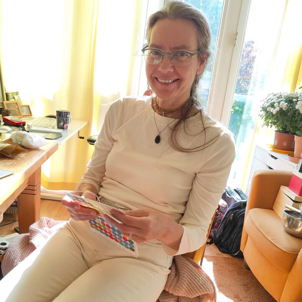 Shakti Bloemenmala Tonny Bol Wellness advocate DIY producten geeft workshop aan huis woonkamer