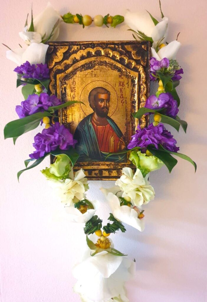 Shakti Bloemenmala Tonny Bol icoon paars witte bloemenkrans kerstworkshop regio Nijmegen bestellingen op maat kerstsfeer